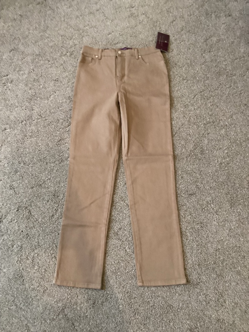 Gloria Vanderbilt Straight Leg Jeans in Beige